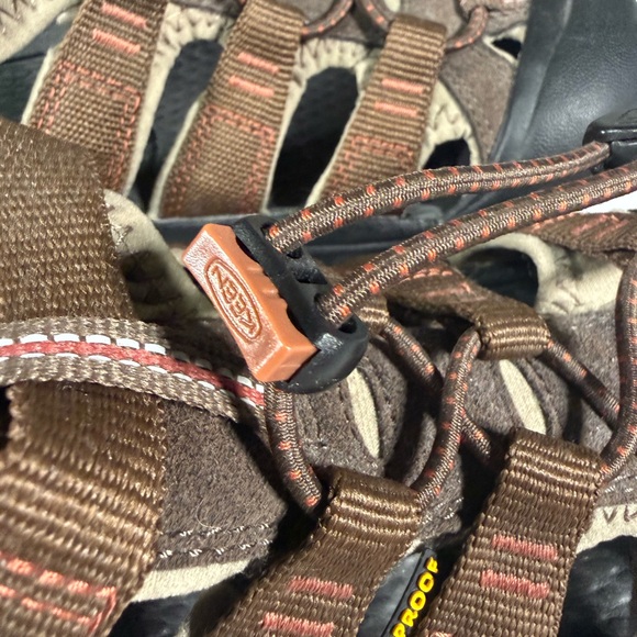 KEEN‎ Women’s Newport H2 Waterproof Hiking Sandals Size 5 - Picture 4 of 13